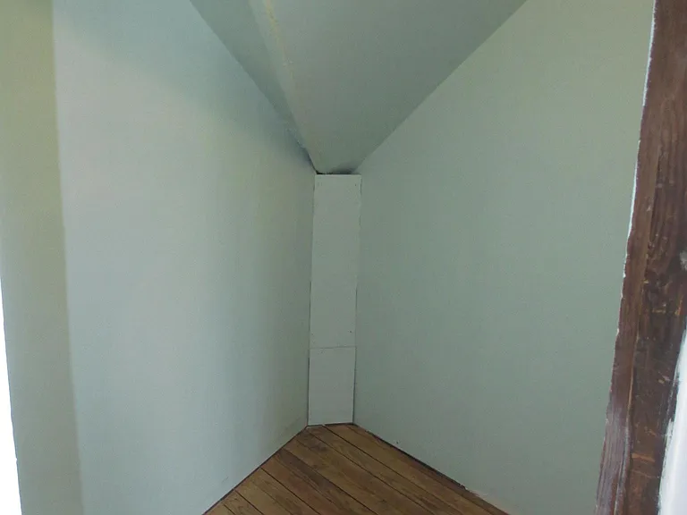 Kitchen pantry/ storage 6'x4'