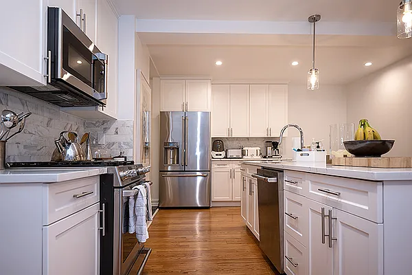 Rented by Rita S Citrin, LREB | media 2