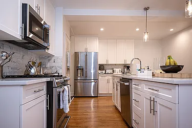 Rented by Rita S Citrin, LREB