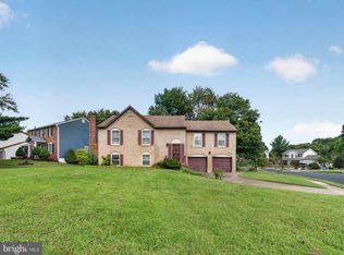 9734 Zimbro Ave, Manassas, VA 20110