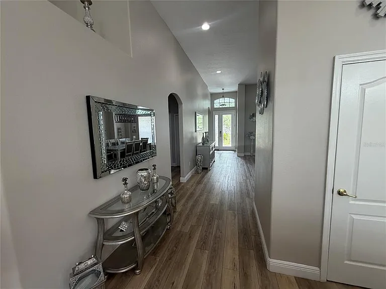 1115 Landale Ct — Photo 7