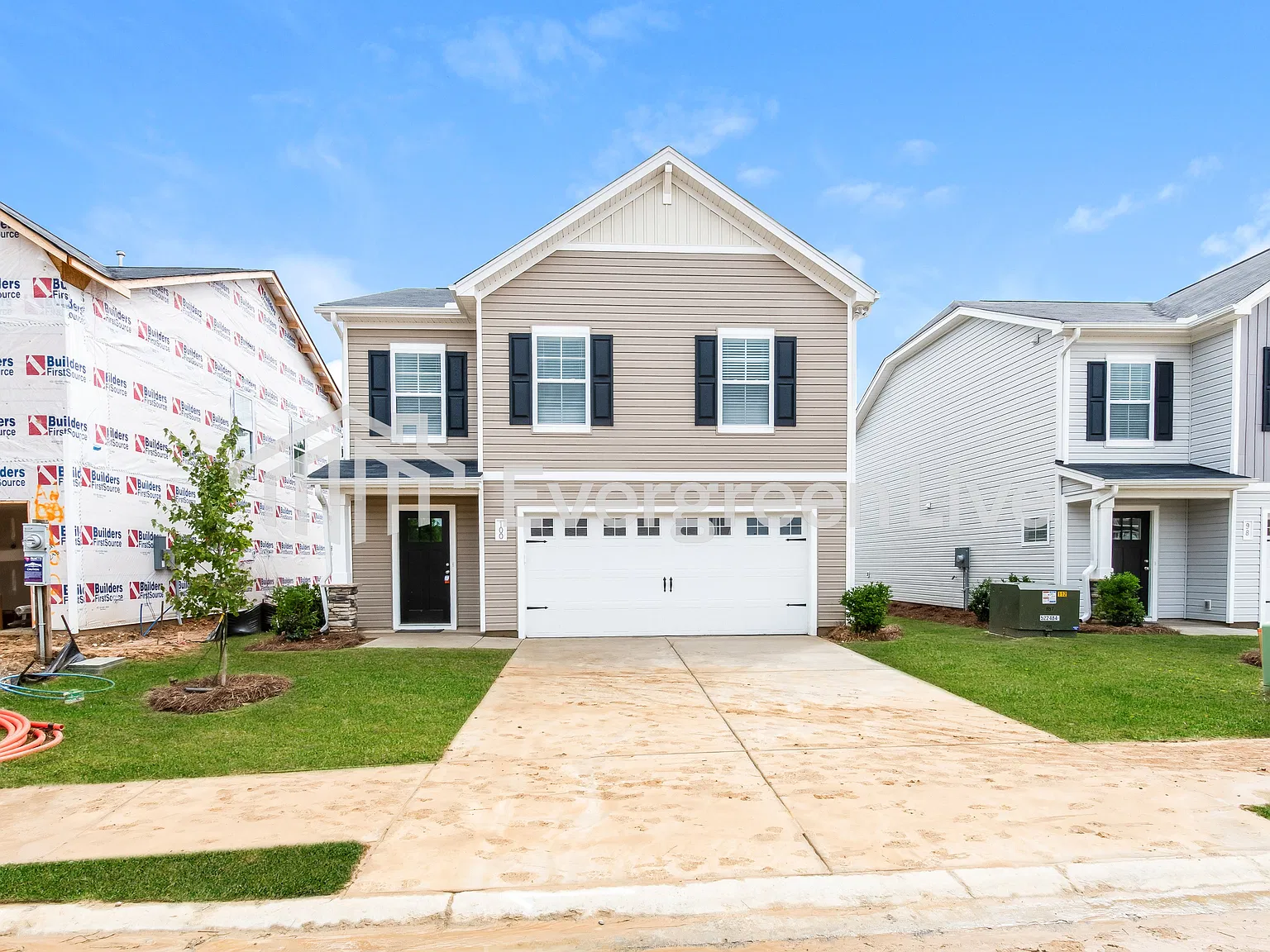 4 bed, 2.5 bath, 1775 sqft, $1,895 — Photo 3