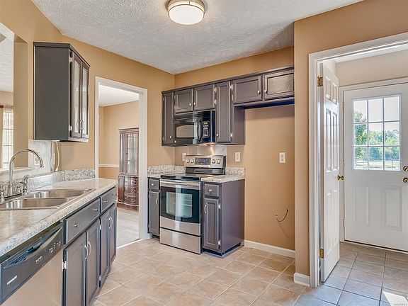 5th image of 6615 Larkspur Ct