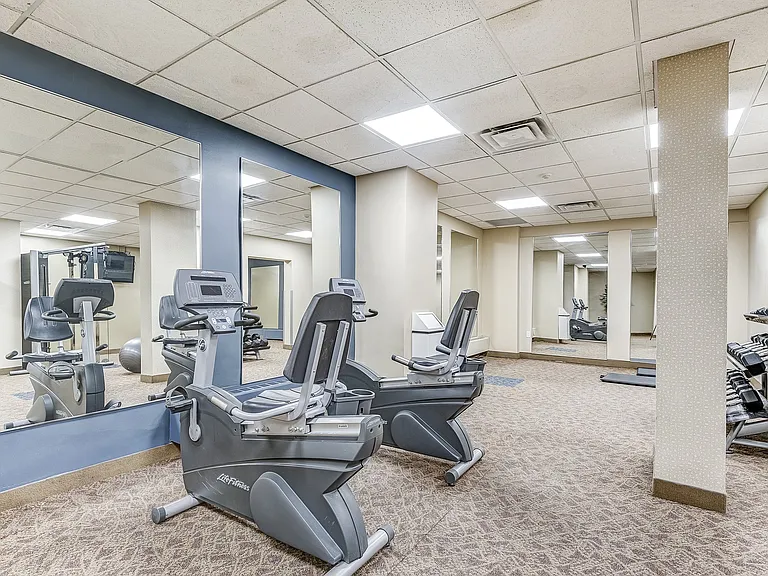 750 York Mills Rd — Photo 16