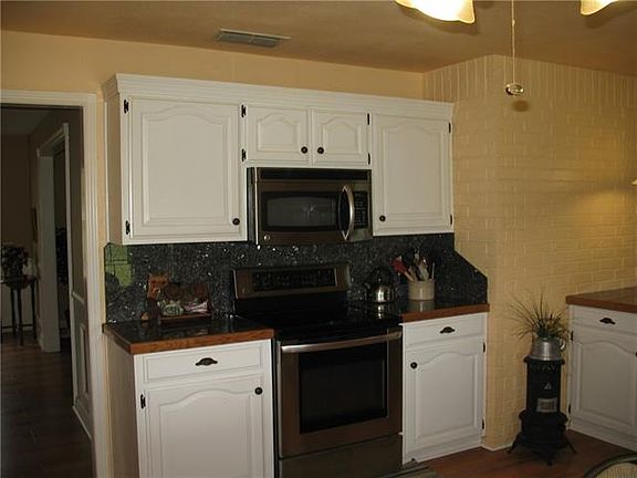 5th image of 687 W Fm 1753
