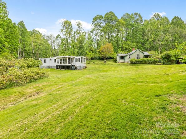 140 Old Leicester Rd, Asheville, NC 28804