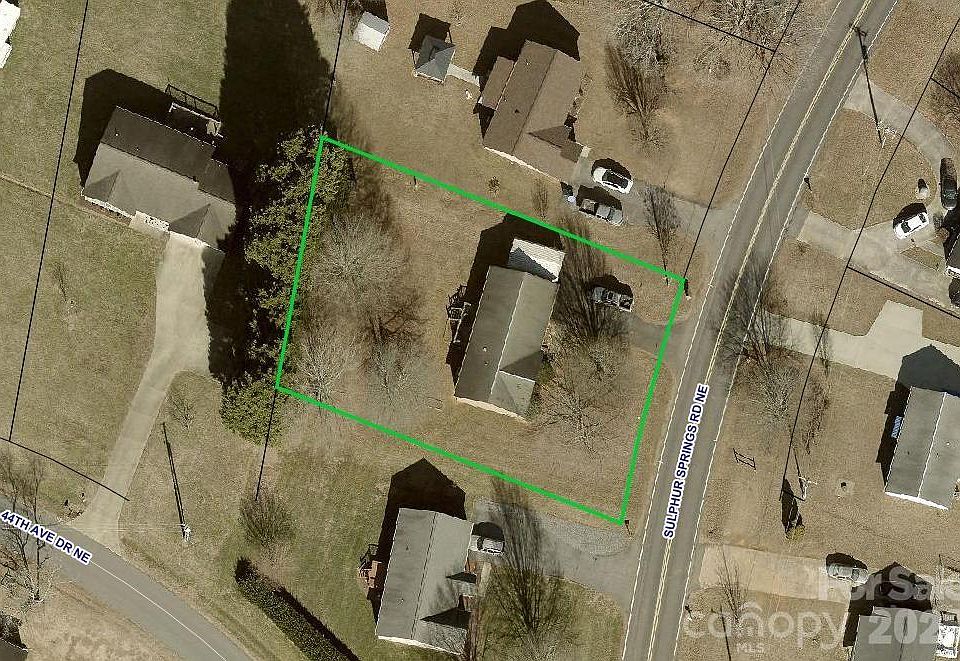2nd image of 4445 Sulphur Springs Rd NE