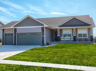 1603 Ironwood Dr, Granger, IA 50109