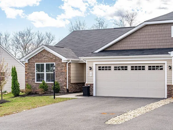 17 S Peak Dr, McGaheysville, VA 22840