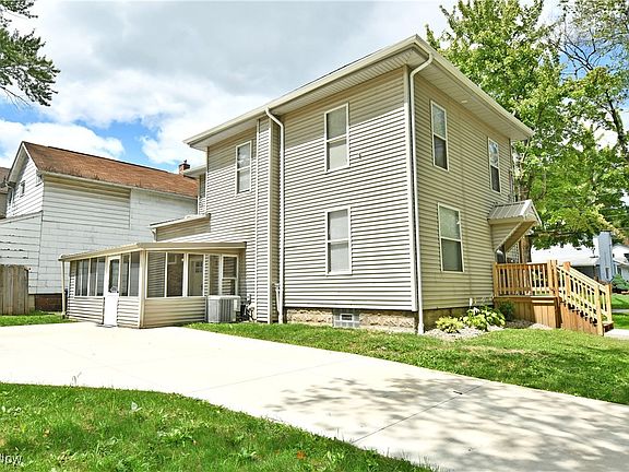 3rd image of 236 N Arlington Ave