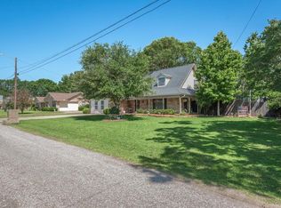 300 Colorado St, Van, TX 75790