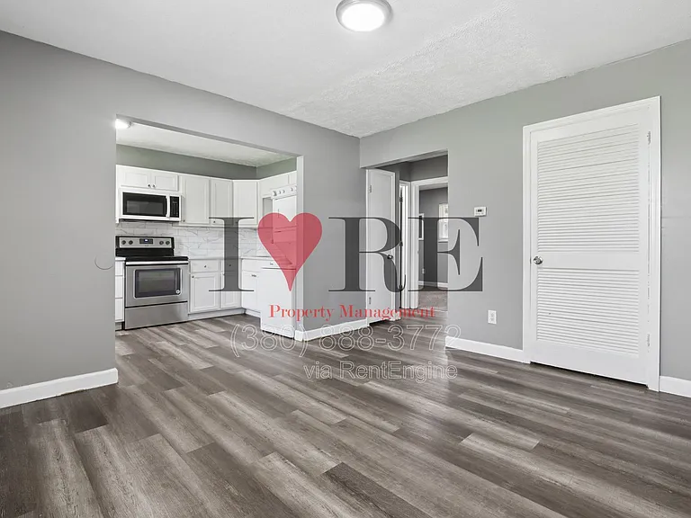 382 S Hague Ave #A — Photo 9