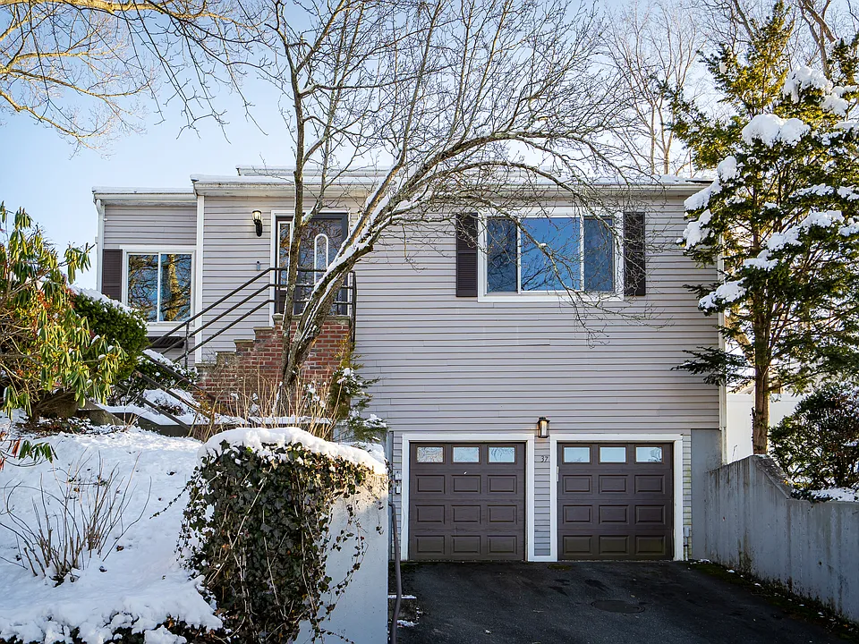 37 River Ridge Rd