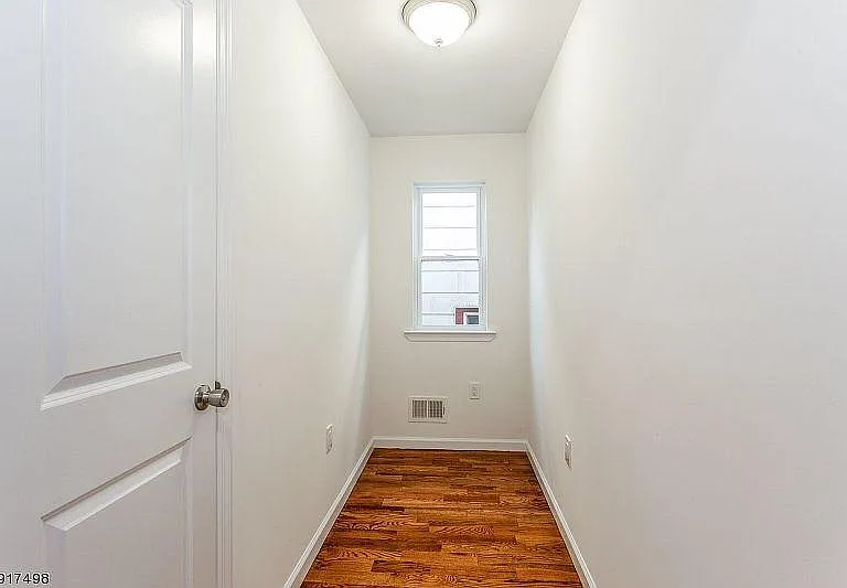 615 Central Ave #1 — Photo 11