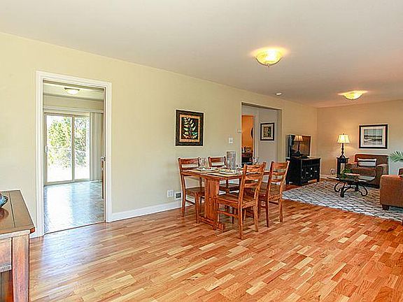 5th image of 790 Claridge Dr