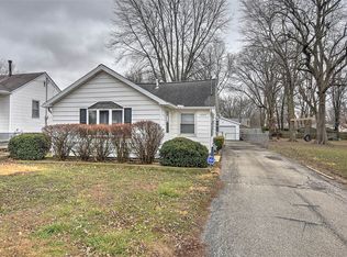 4209 E Glenwood Ave, Decatur, IL 62526