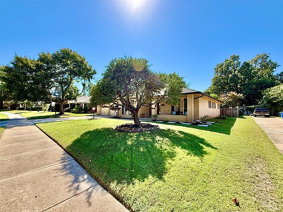 4th image of 7204 E 55th Pl