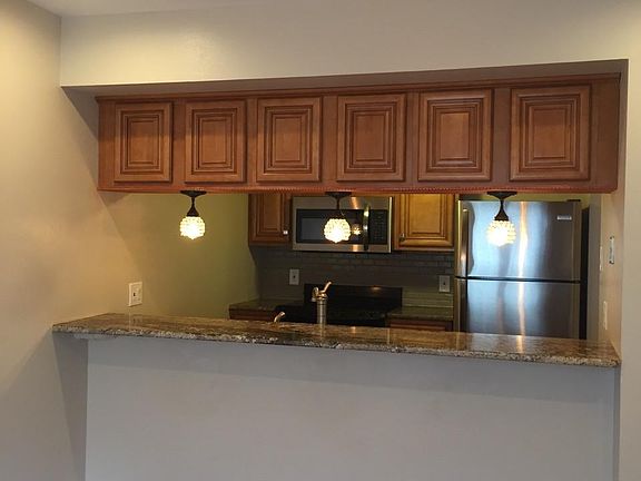 5th image of 6624 Oakland Ave APT E