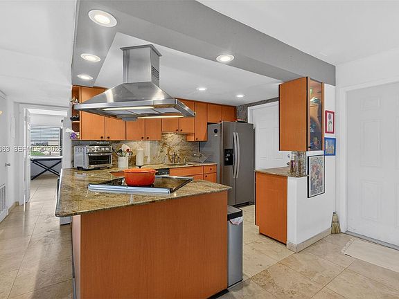 3rd image of 801 Meridian Ave #Phb