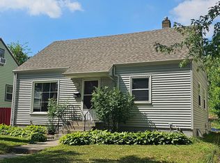 1043 Loeb St, Saint Paul, MN 55117