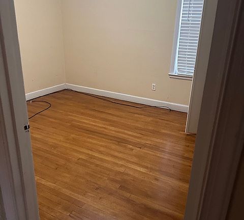5th image of 3706 Autumn Ave