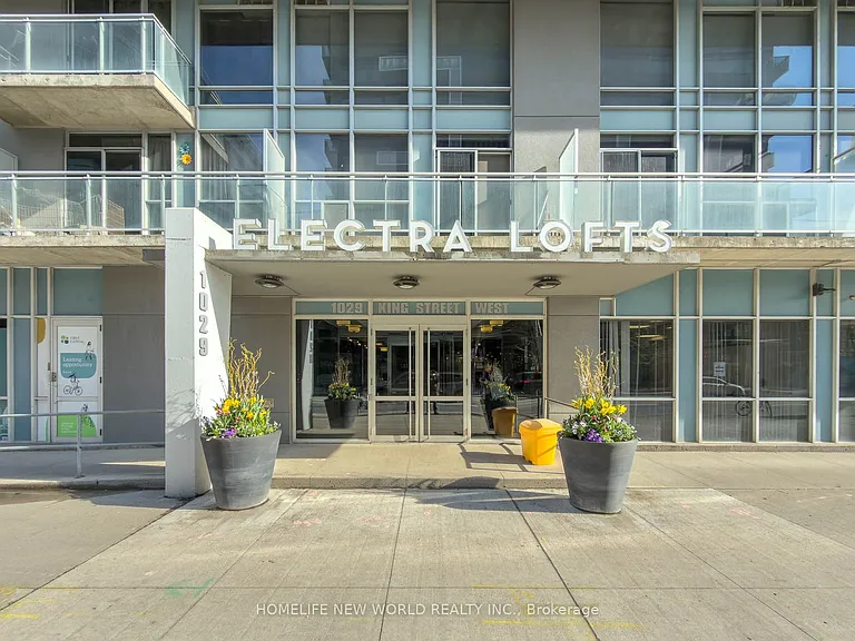 1029 King St W #1020 — Photo 1