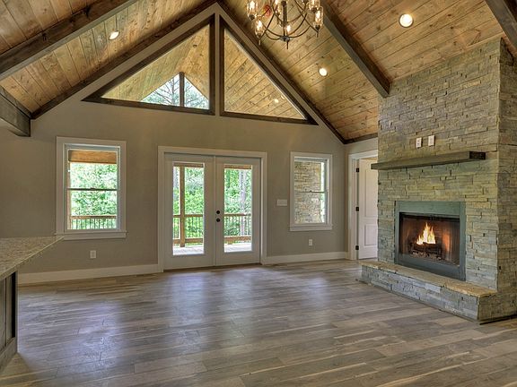 4th image of 86 Brook Green Ct