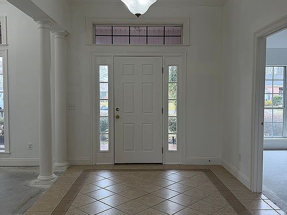 4th image of 2700 Whisperwood Ln