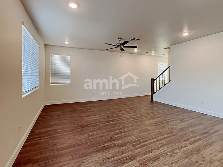 6023 Schmidt St — Photo 12