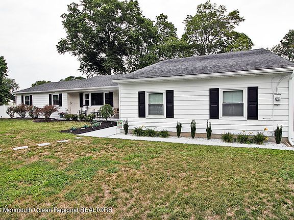 4th image of 554 Garfield Ave