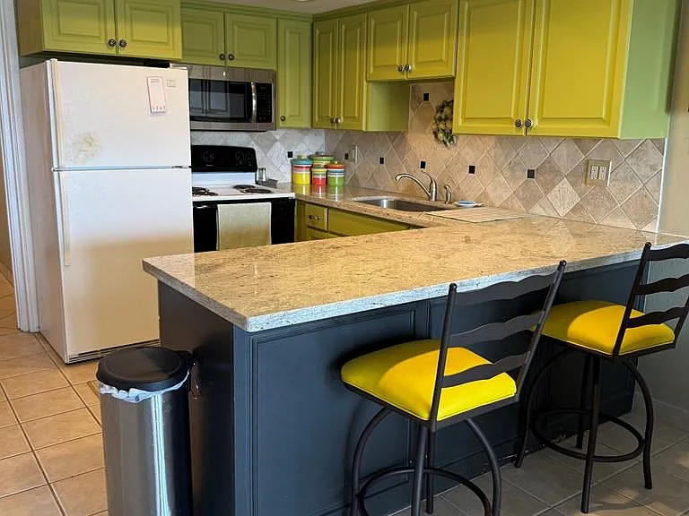 6201 Padre Blvd #102 — Photo 7