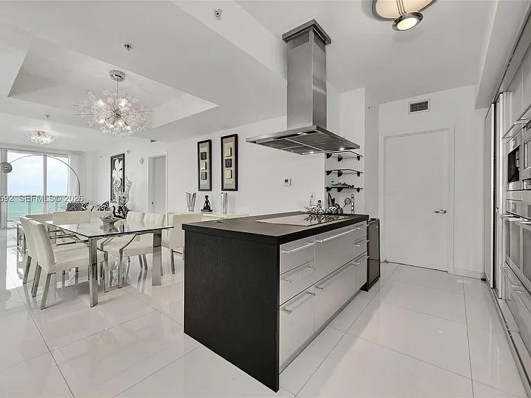 18201 Collins Ave #1002 — Photo 18