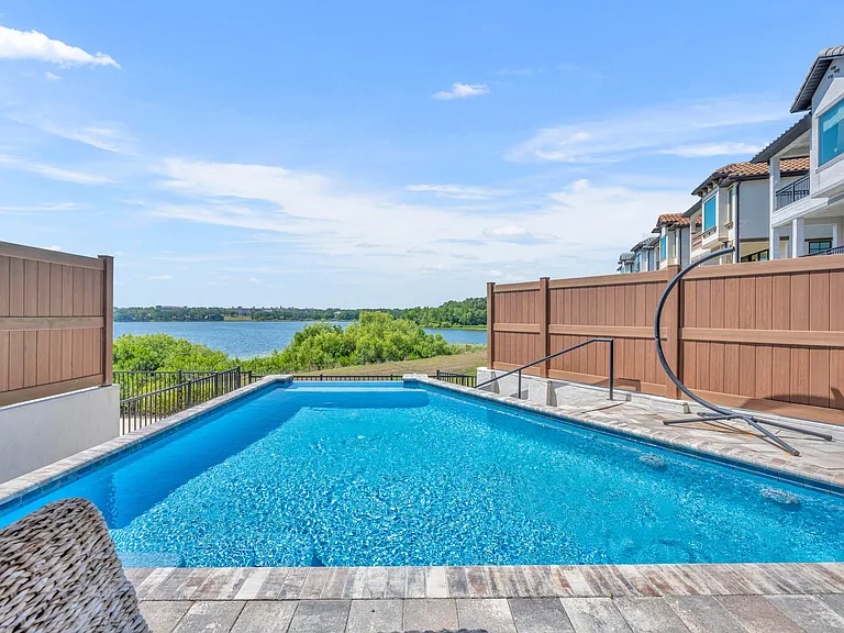 7613 Toscana Blvd — Photo 49