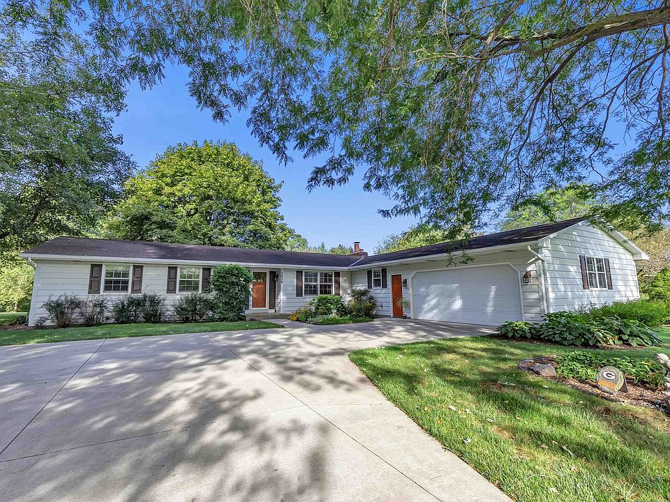 1st image of 3826 Hidden Valley Ln