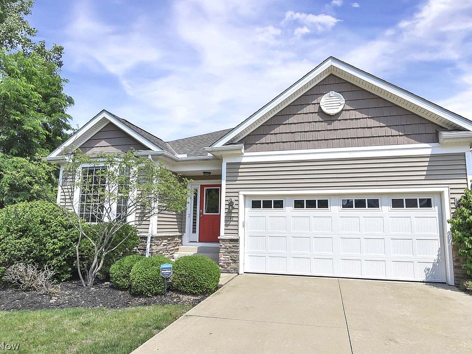 1st image of 19 Bristol Ln
