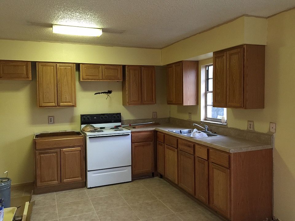 1st image of 1413 Laura St