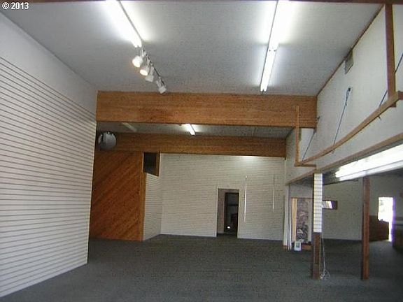 5th image of 500 E 2nd St