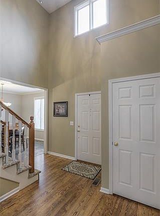3rd image of 12725 Eby St