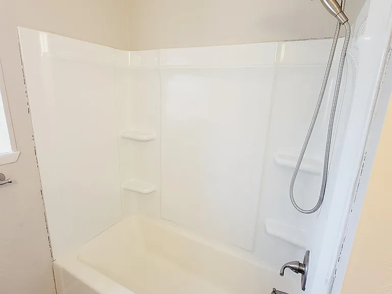 1744 S Lark Ln — Photo 12