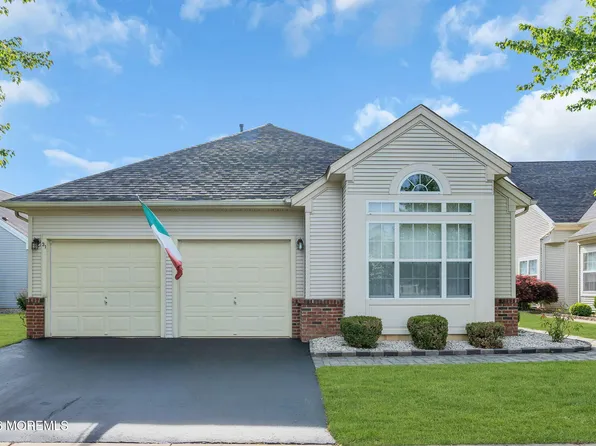 31 Provence Drive, Manchester, NJ 08759