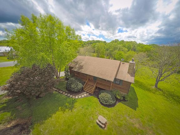3rd image of 300 Little Mountain Cir