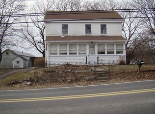 2039 N Pleasant View Rd, Pottstown, PA 19464