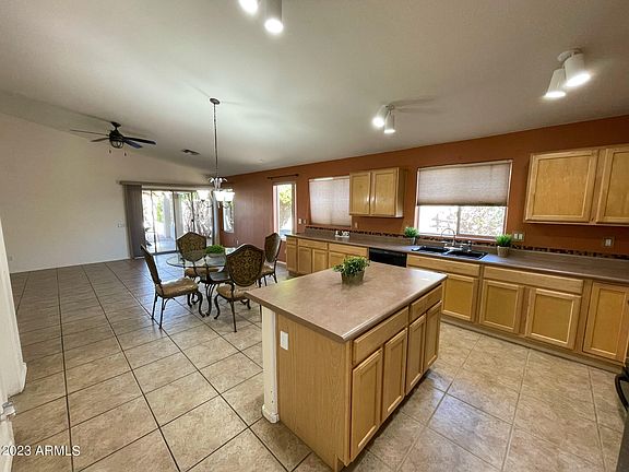 5th image of 3134 E Winged Foot Dr