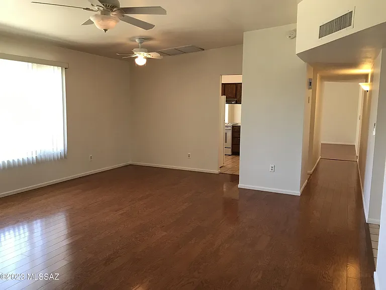 7800 N Nicole Pl — Photo 14