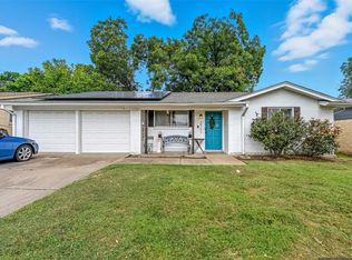 2903 E Mitchell St, Arlington, TX 76010