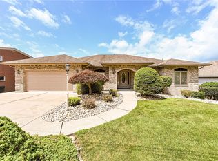 615 Pennsylvania Blvd, Jeannette, PA 15644