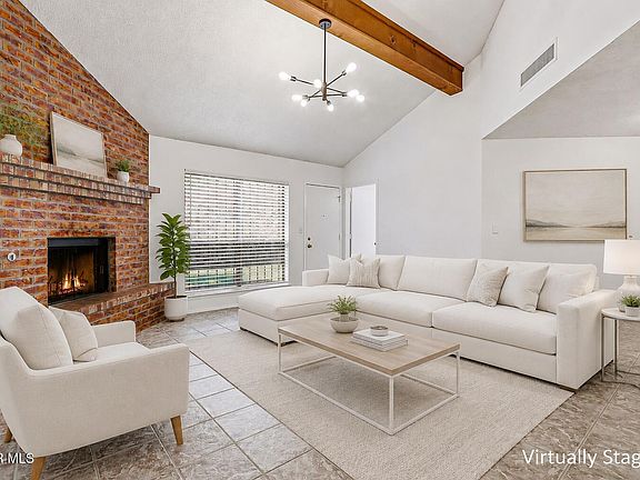 4th image of 7632 Iroquois Dr
