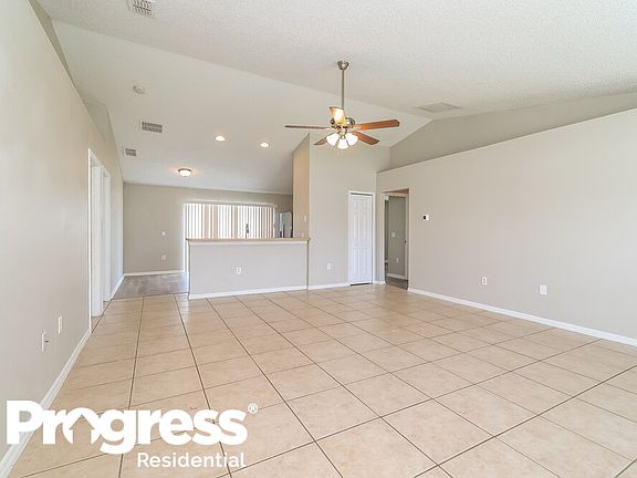 3rd image of 1140 Chesterfield Ct