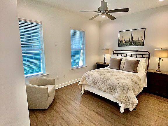 Guest room. 