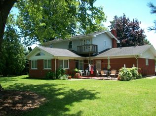 30835 N River Rd, Harrison Township, MI 48045
